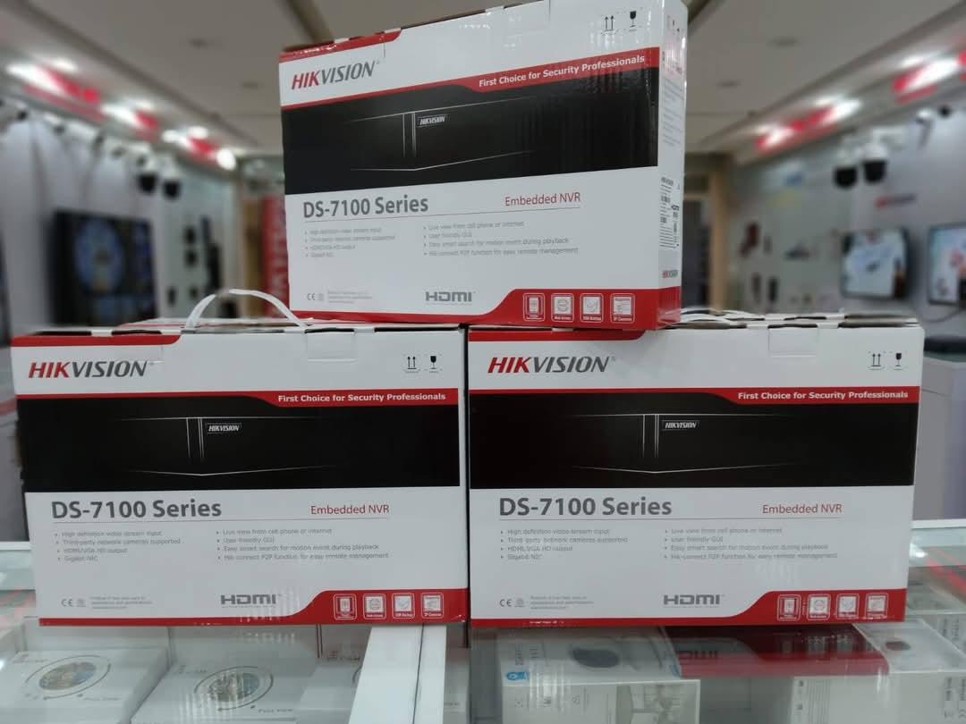 NVR Hikvision 4 Channel PoE 1U